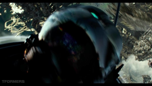 Transformers The Last Knight Theatrical Trailer HD Screenshot Gallery 685 (685 of 788)